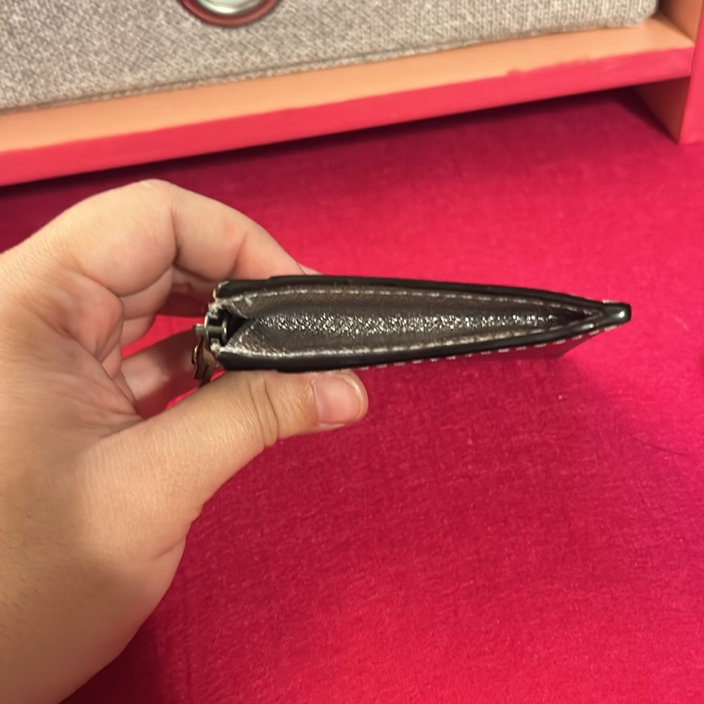 Silver metallic Kate Spade card wallet - Picture 5 of 6